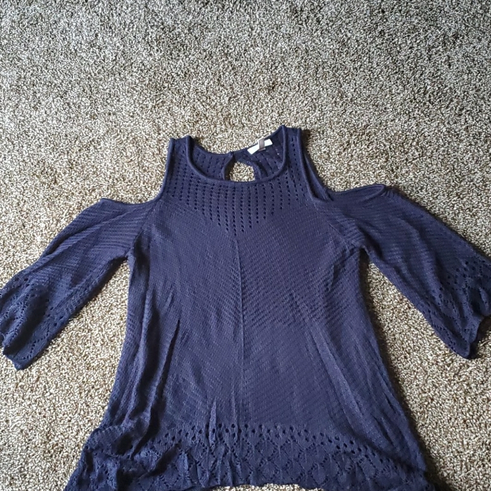 Dark navy top